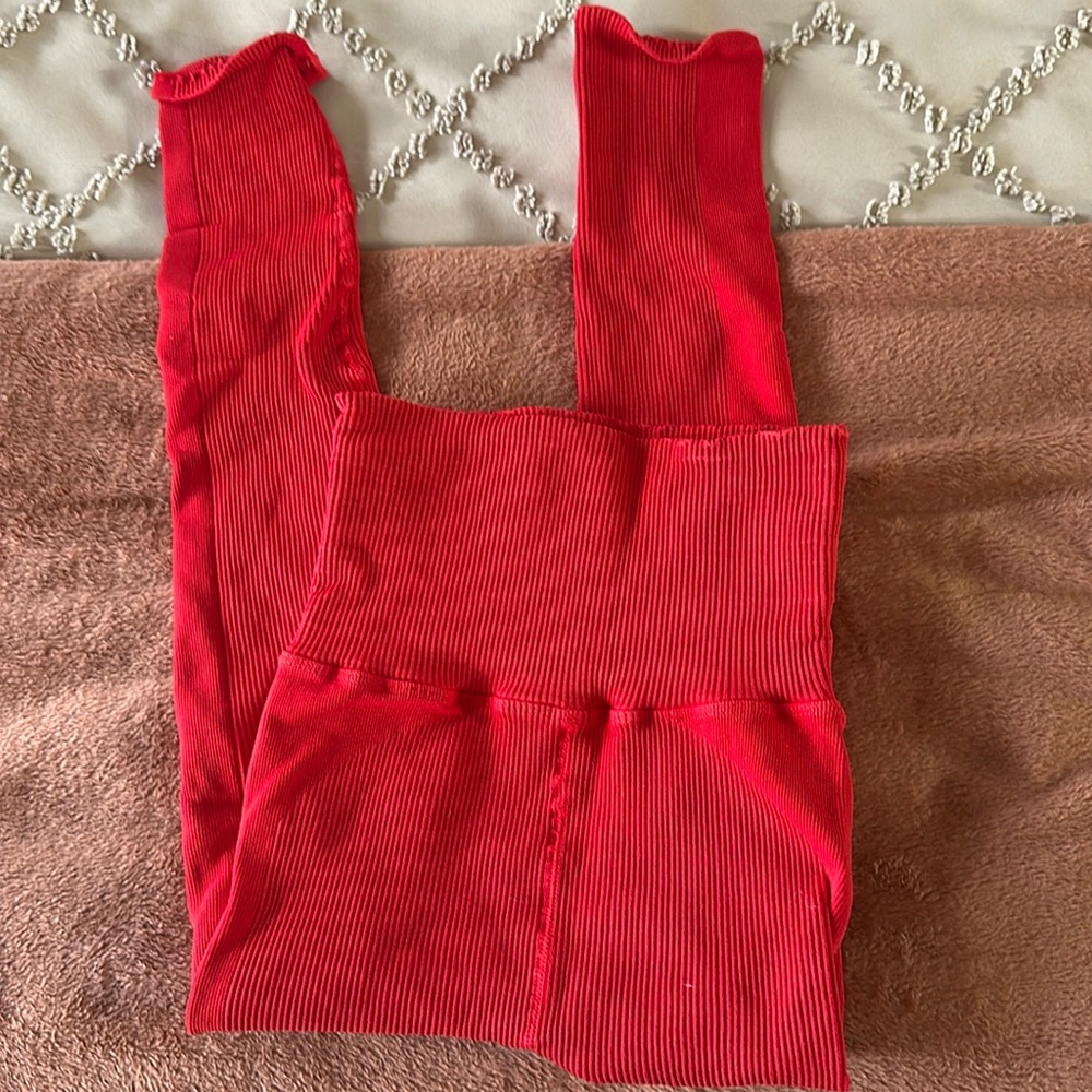 Happiness runs 7/8 legging. XS/S FP Movememt